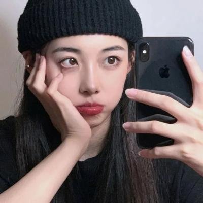 男人与婴儿